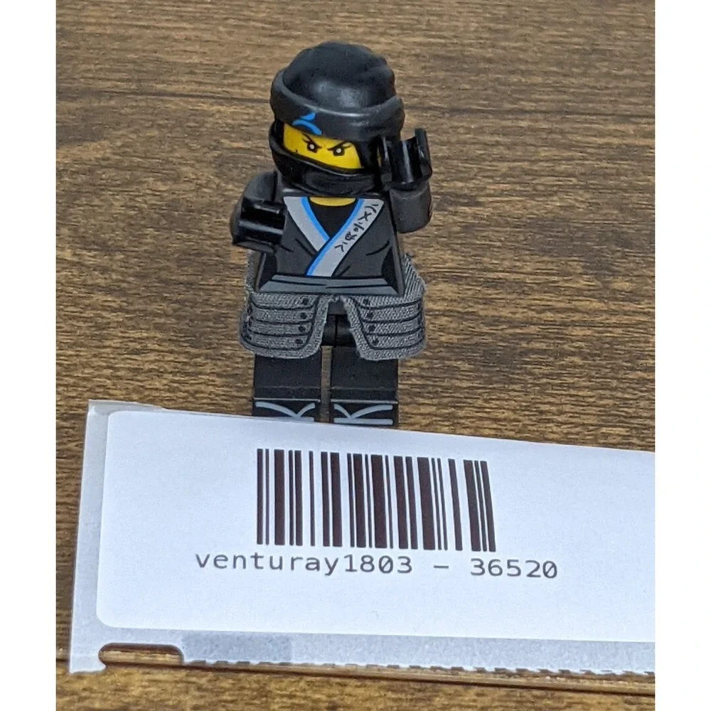 LEGO Ninjago Nya Minifigure Black Ninja Outfit with Mask &‎ Fabric Armor - Picture 2 of 6
